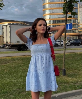 Обворожительная, страстная и жгучая красотка приглашает в гости щедрого мужчину. Гарантирую незабываемые впечатления и полное удовлетворение. Звони, милый! 9789, 22 года